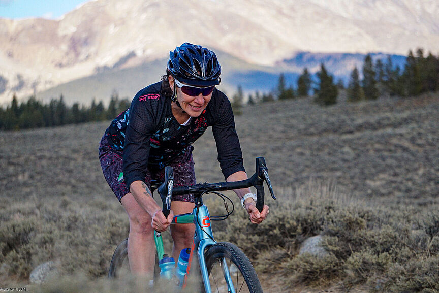 Je unebener die Strecke, desto wichtiger die gute Passform des Fahrradsattels. "Pobeißer" werden spätestens jetzt zur Qual. Je unebener die Strecke, desto wichtiger die gute Passform des Fahrradsattels. "Pobeißer" werden spätestens jetzt zur Qual.