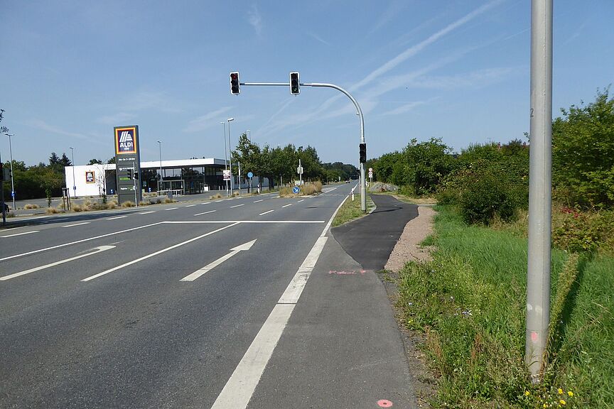 L3482 Mainzer Straße in Nauheim - nach der Baumaßnahme L3482 Mainzer Straße in Nauheim - nach der Baumaßnahme