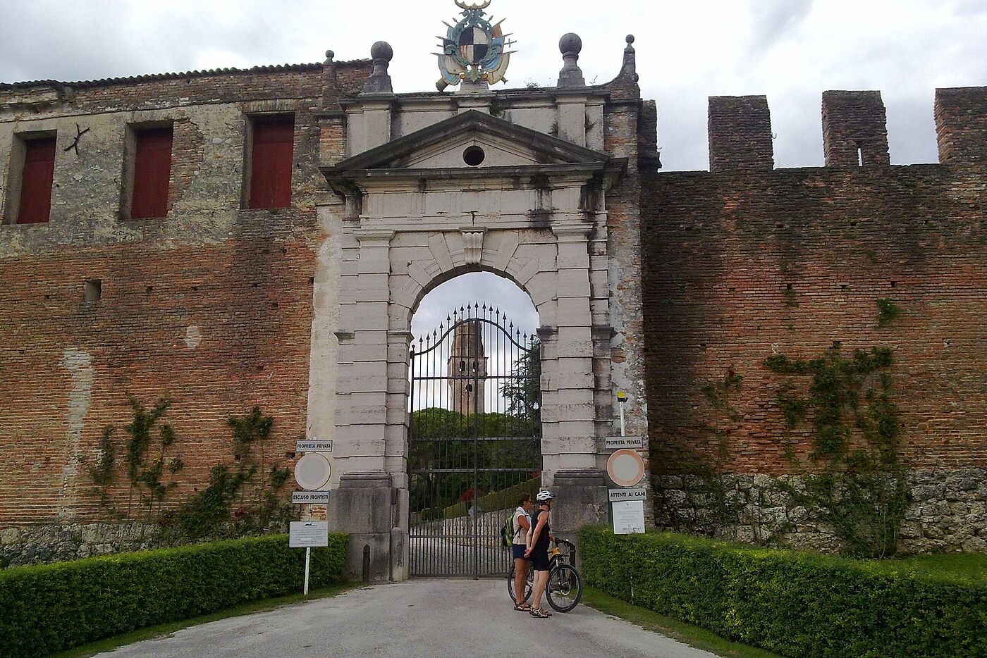 Castello di San Salvatore